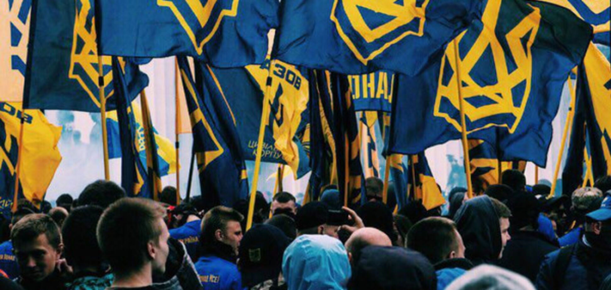 Привезли в Україну неонацистів? В 'Азові' жорстко відповіли росЗМІ