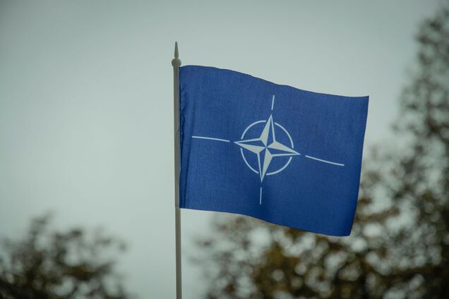 'Подивіться на карту': в ЄС пояснили, чому Україна потрібна НАТО