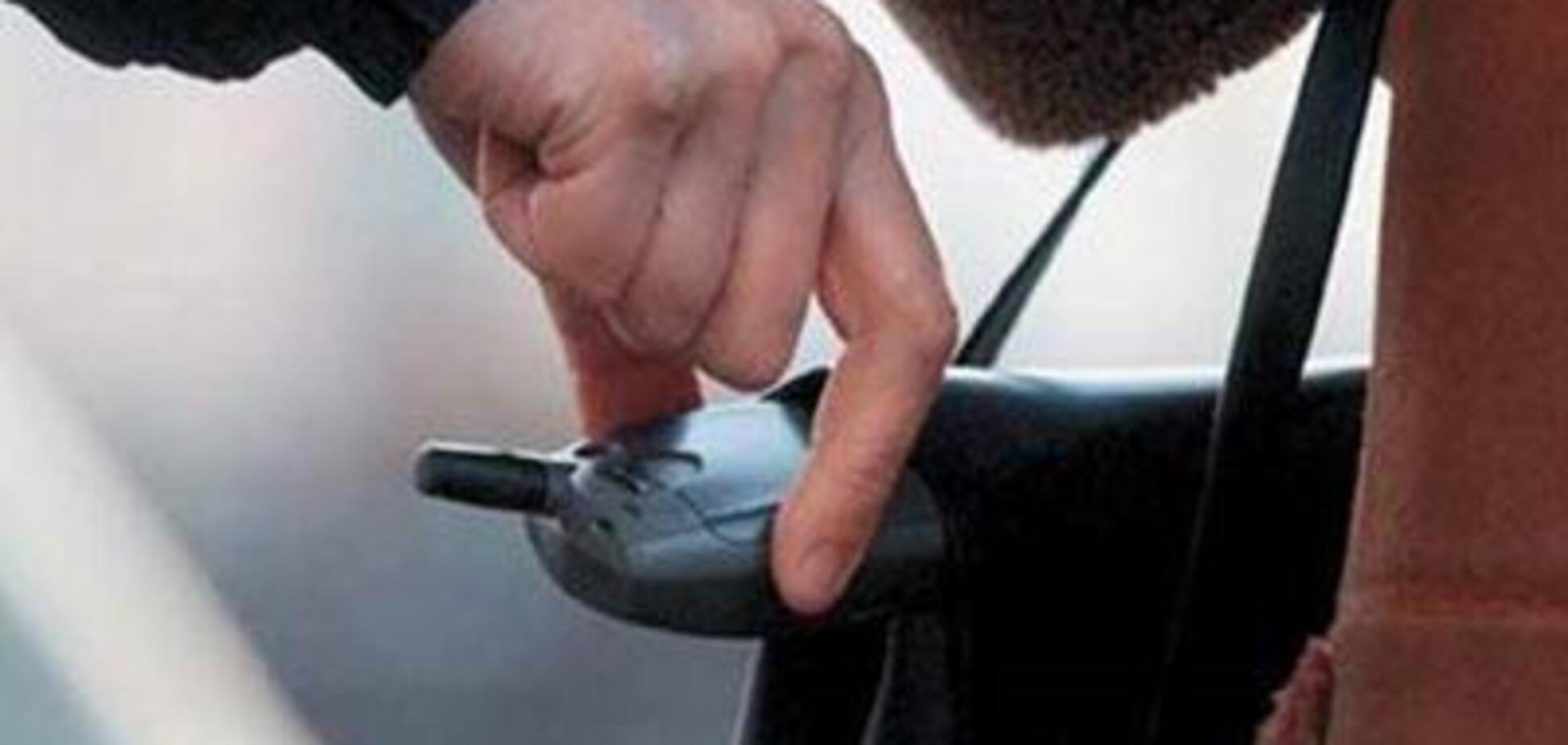 В Запорожье женщину обокрали во время свидания