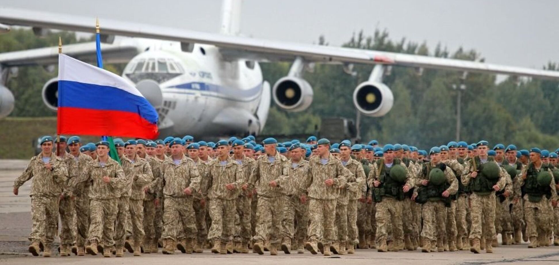 'Совместная группировка': Беларусь признала, что РФ не вывела войска после учений