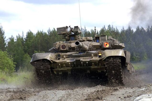 Террористы ИГИЛ захватили российский танк