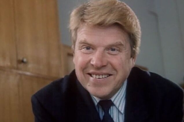 Легенду советского кино парализовало после инсульта