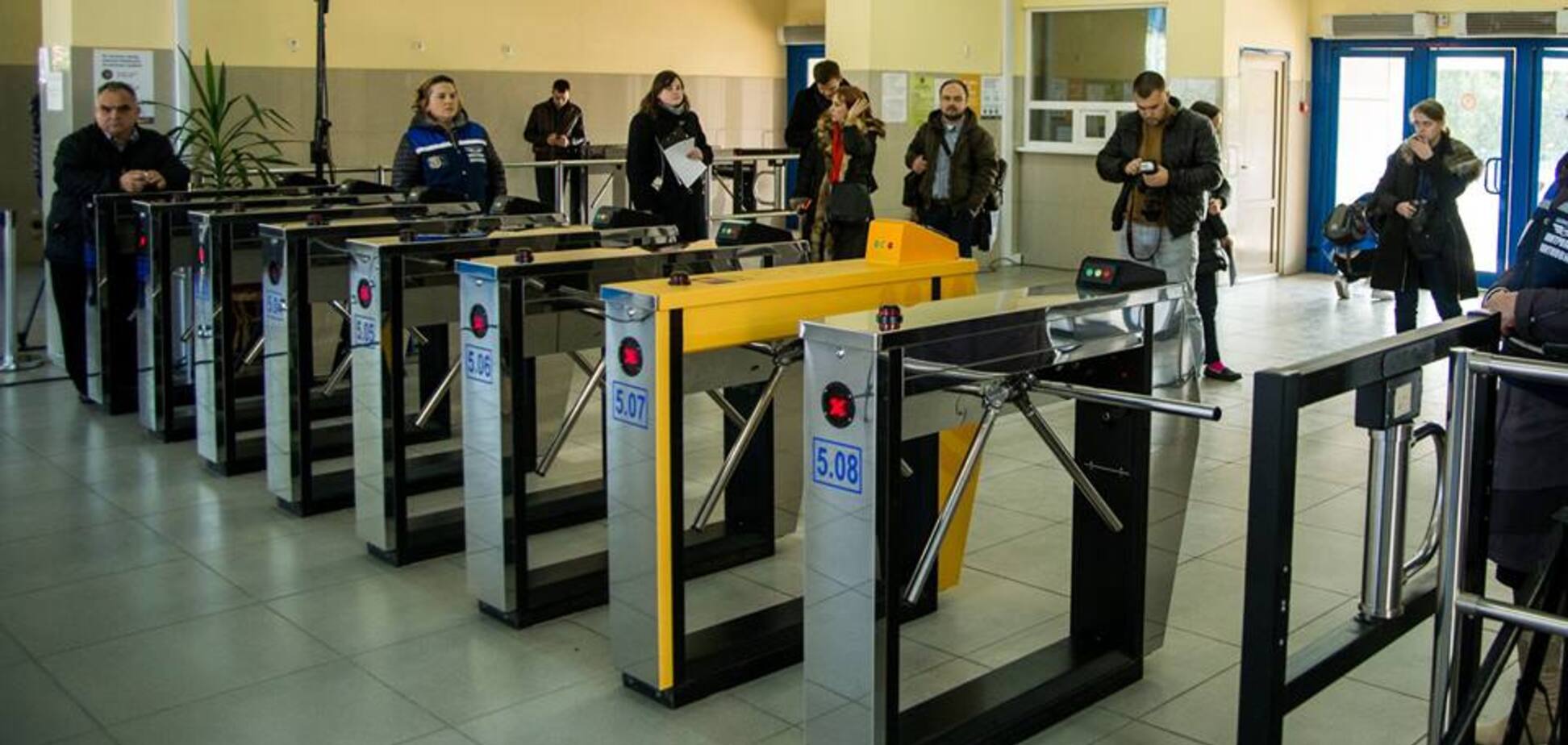 Наличка не нужна: в Киеве ввели новую систему оплаты проезда в трамваях
