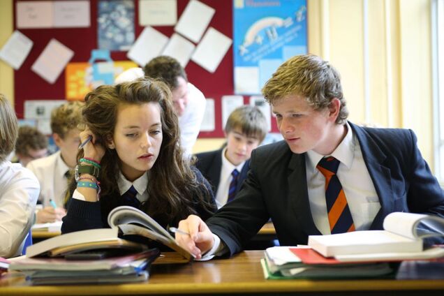 В одеській школі батькам влаштували шантаж через трагедію у таборі 'Вікторія'