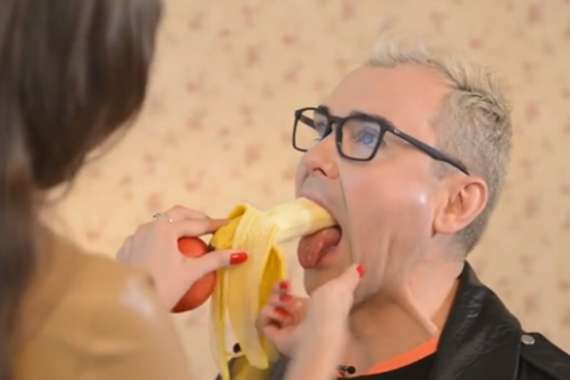 Вел уроки минета и пошел в президенты: у Путина появился конкурент-гей