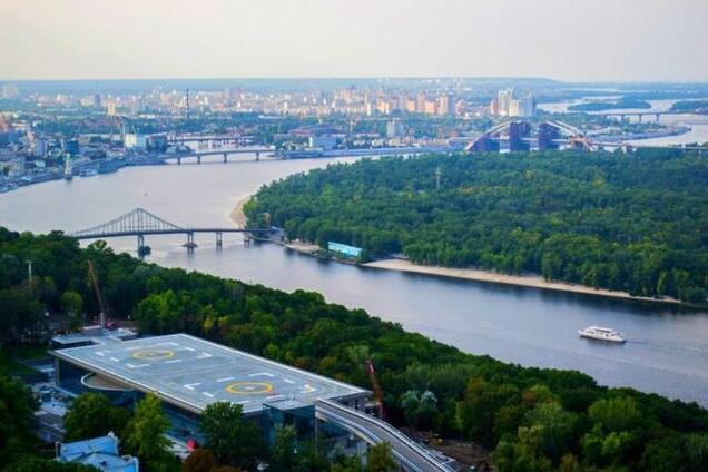 Захват вертолетной площадки Януковича: прокуратура приняла важное решение