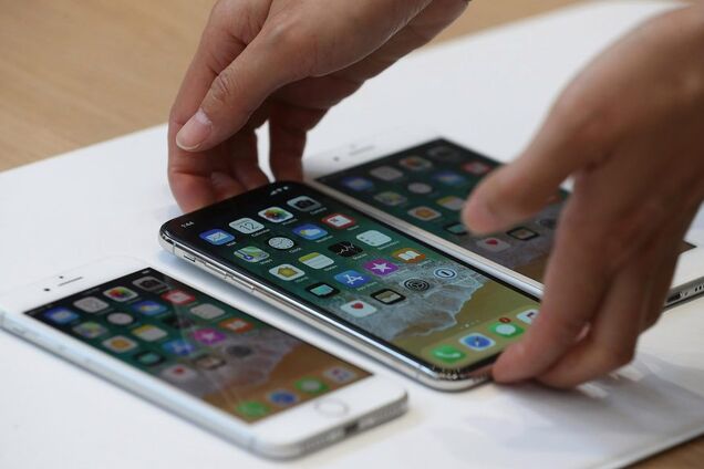 Хто швидше: названі найпотужніші смартфони вересня