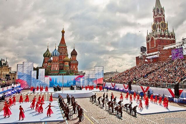 Покиньте этот Титаник дураков, пока есть время