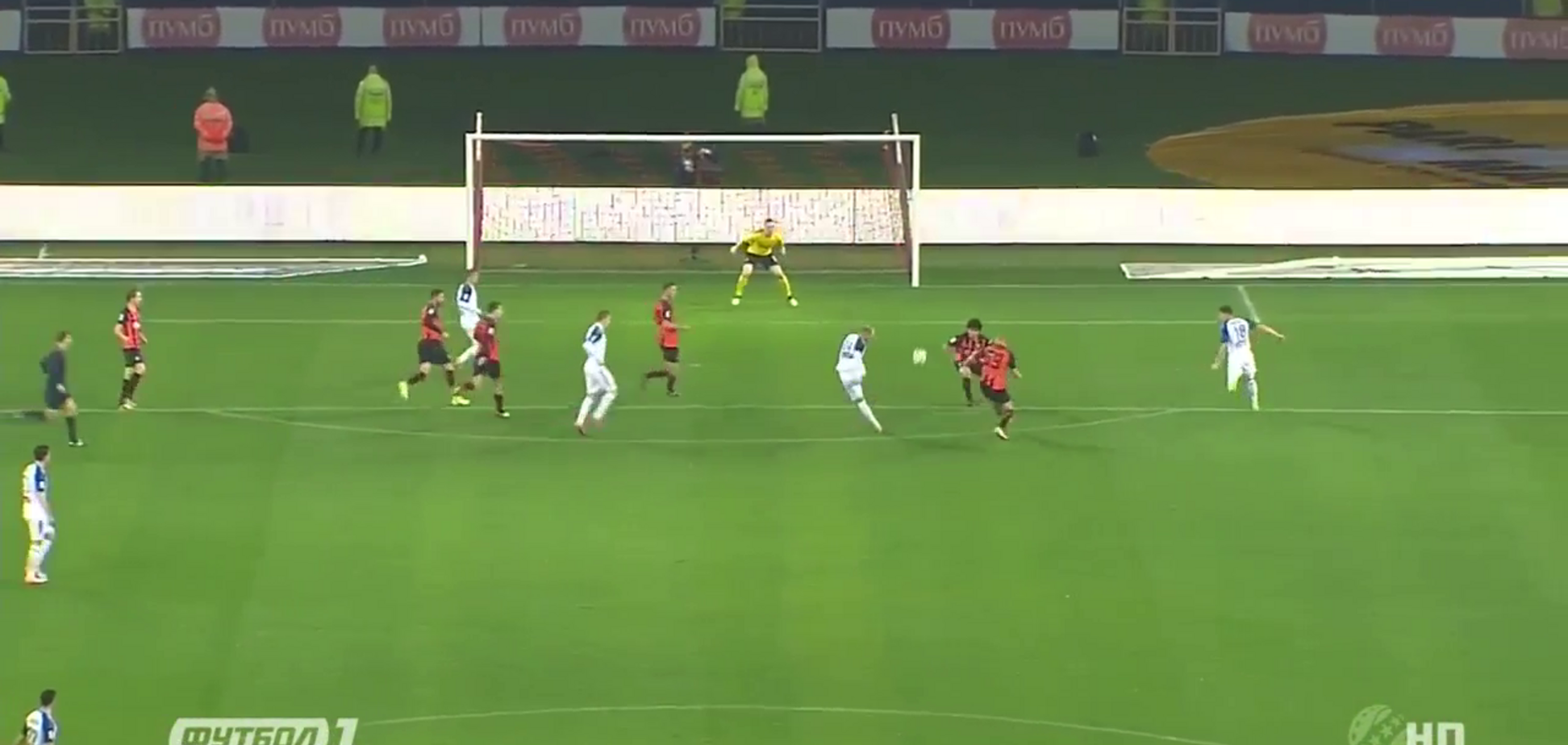 Футболіст 'Сталі' забив 'Шахтарю' бомбезний гол обвідним ударом: відео шедевра