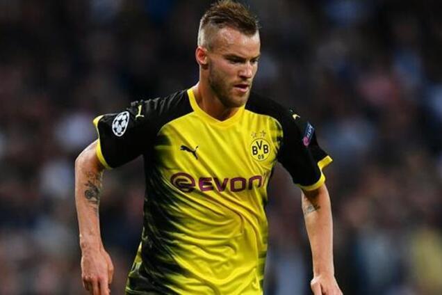 'Тактика камікадзе'. Дивне тренерське рішення щодо Ярмоленка викликало лють фанатів