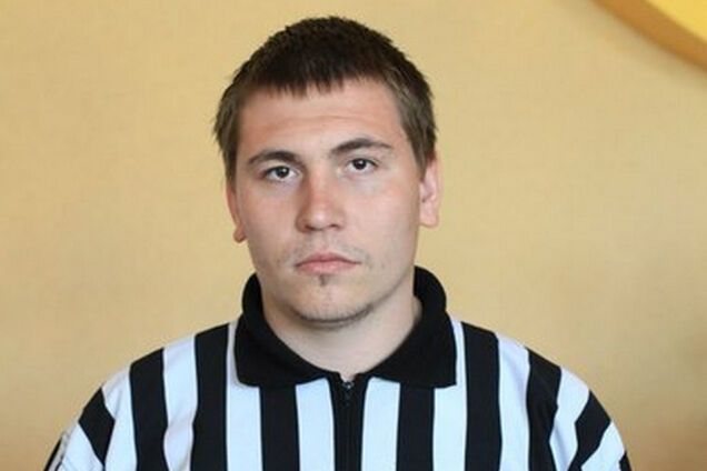 Російський тренер побив свого хокеїста ключкою: інцидент потрапив на відео