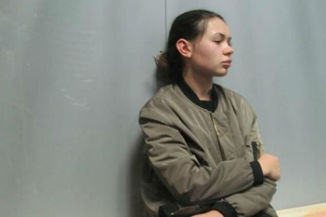 'Сидит в камере на 14 человек': журналисты показали условия содержания Зайцевой в СИЗО