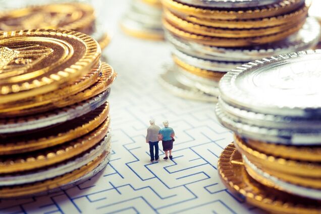 Пенсии, субсидии, тарифы: что изменится для украинцев в ноябре