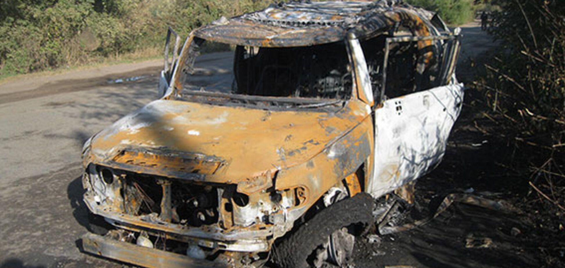 На Харківщині з гранатомета розстріляли авто: стали відомі подробиці