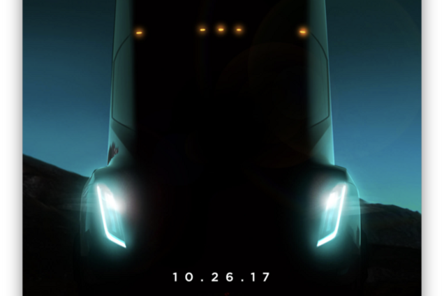 'Он из будущего': фото инновационного грузовика Tesla вызвали восторг сети