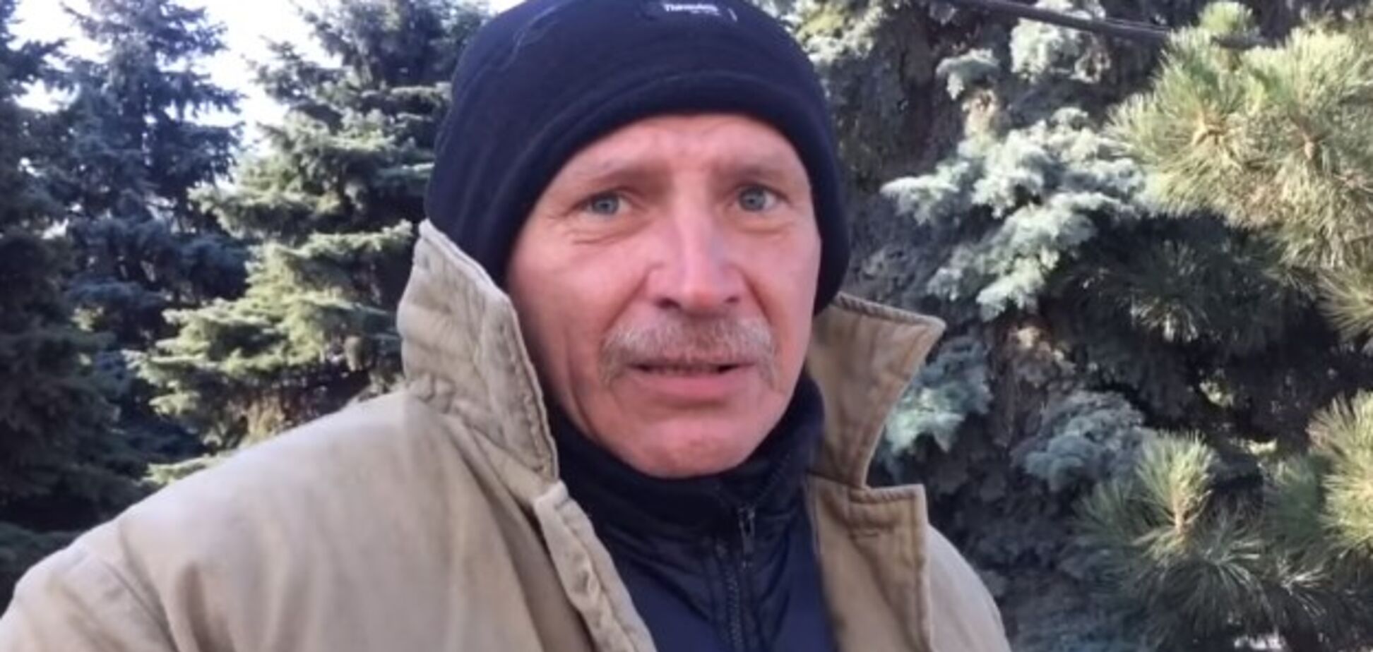 'Сниму веревку с кота и повешусь': в Мариуполе отчаявшийся переселенец поселился в авто