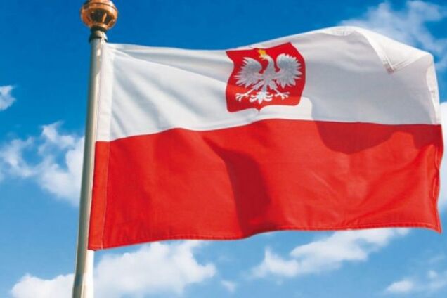 Заставляли полностью раздеться: в Польше произошел скандал с украинкой