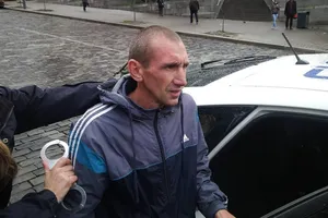Мужчина, который разбил памятник Героям Небесной Сотни