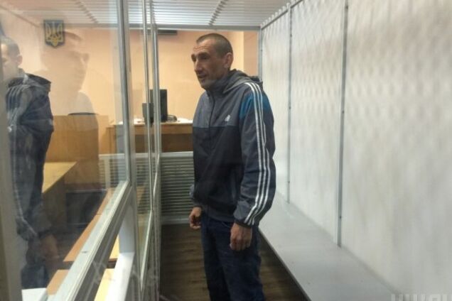 Руйнування пам'ятника Небесній Сотні в Києві: суд вирішив долю вандала