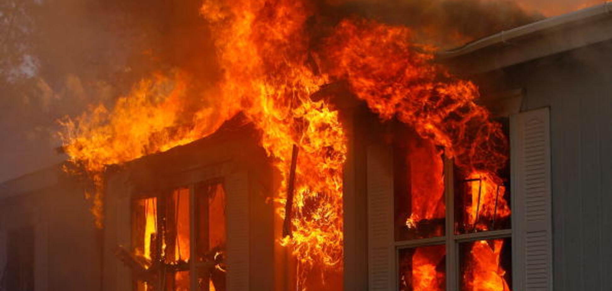 В Киеве прогремел взрыв в жилом доме