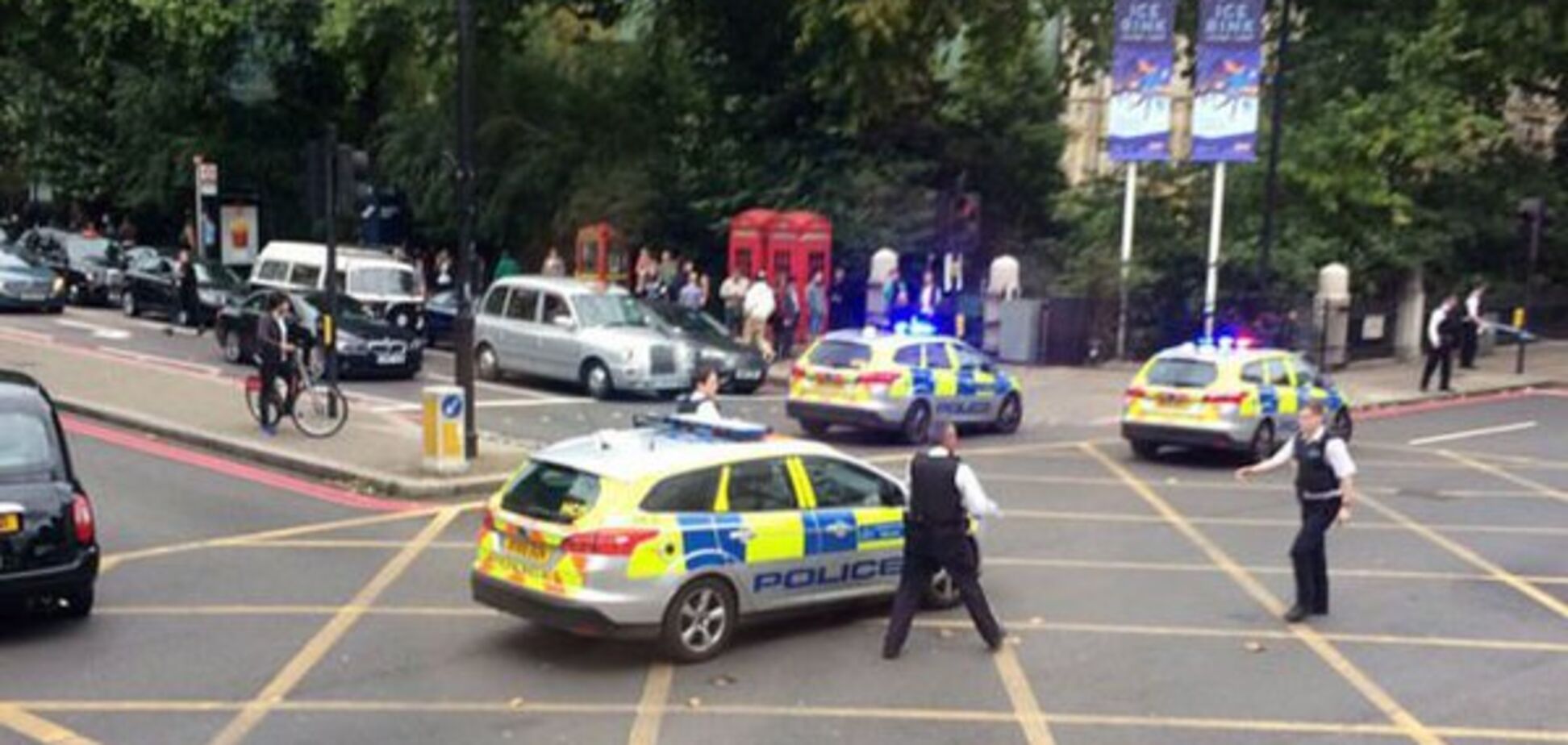 У Лондоні автомобіль в'їхав у натовп: є постраждалі