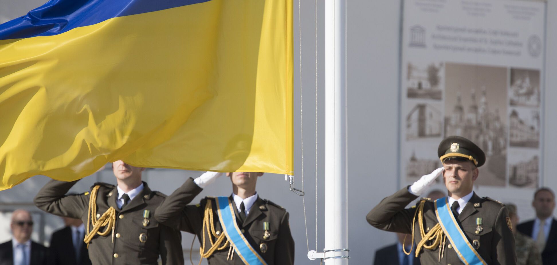 Собрались вместе: в сети показали уникальное фото с президентами Украины