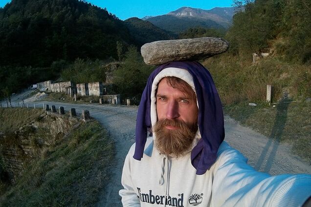 'Привет. Я из Крыма'