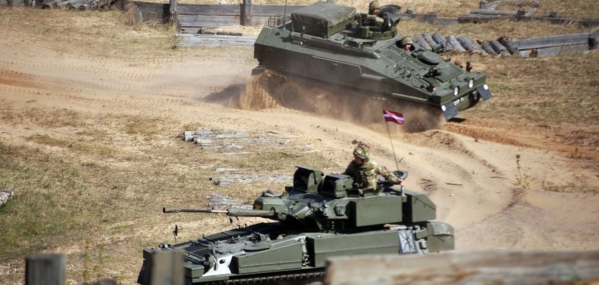 Бронетехніка в Латвії