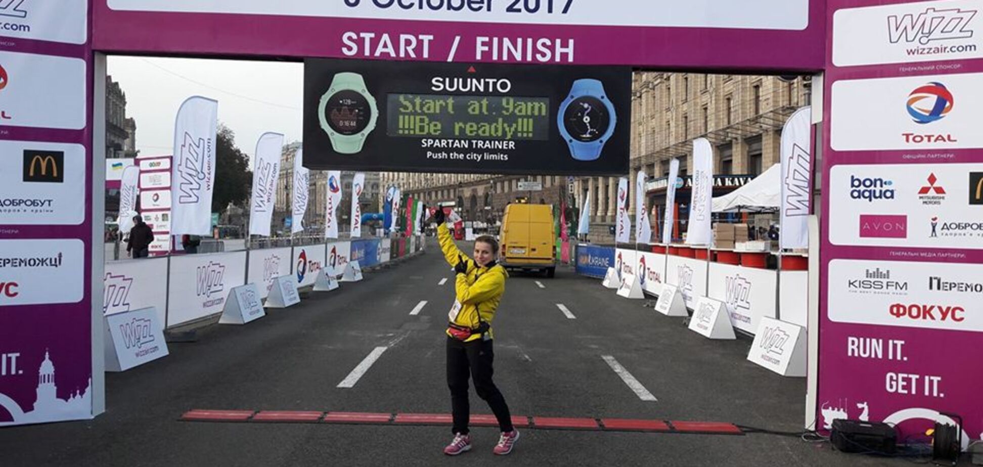 Пробігли 10 тисяч: у Києві найбільший марафон не обійшовся без трагедії