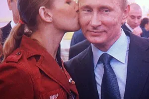 "Конкурс ануслизинга". Российские спортсмены лицемерно поздравили Путина, вызвав омерзение в сети