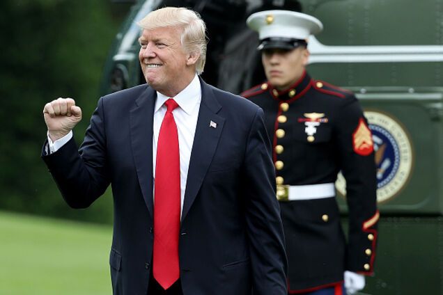 Америку не покидают скандалы