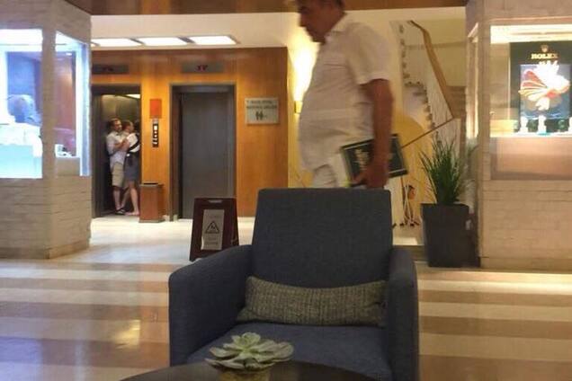 Так кто кому Рабинович?