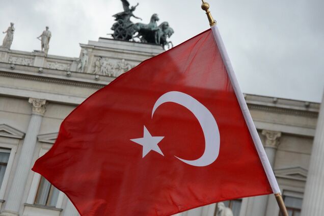 Туреччина жорстко відповіла США на позбавлення віз
