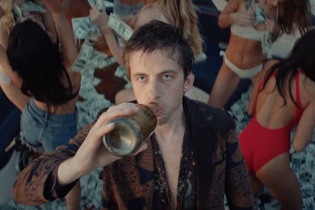 Клип снова лучше песни: 'Ленинград' выпустил новое кровавое видео