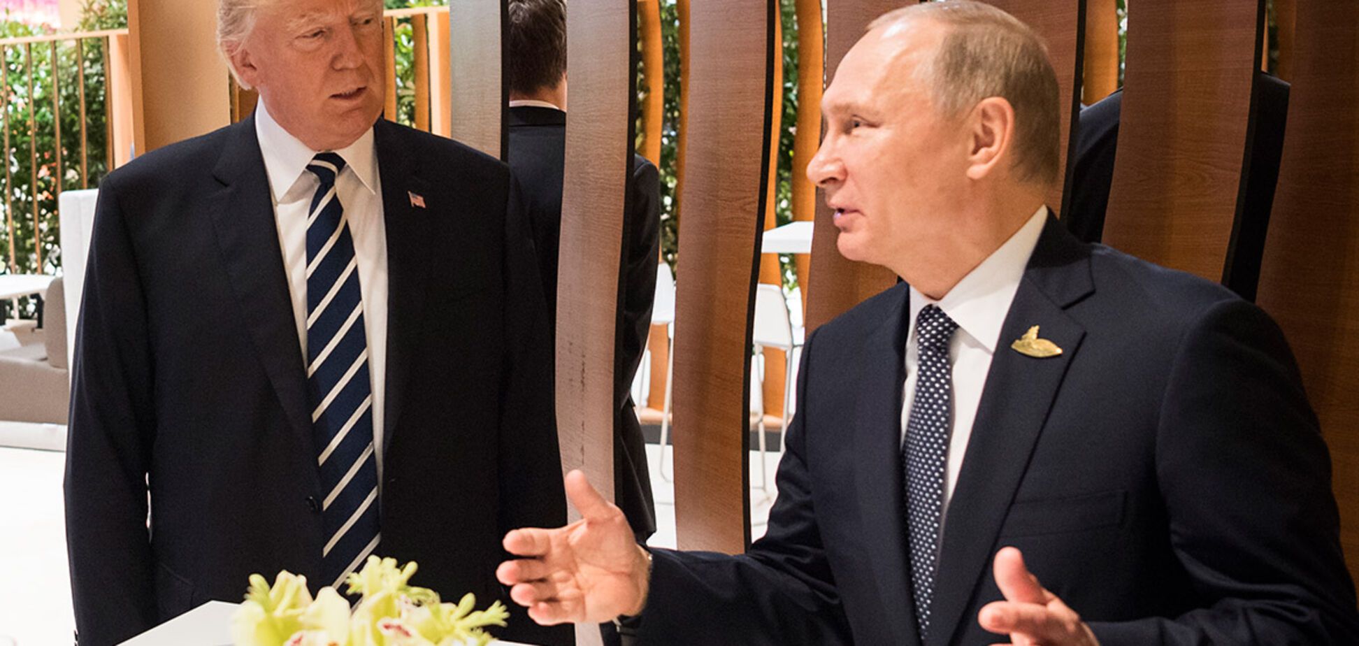 Появилась версия, почему Трамп отказался от встречи с Путиным