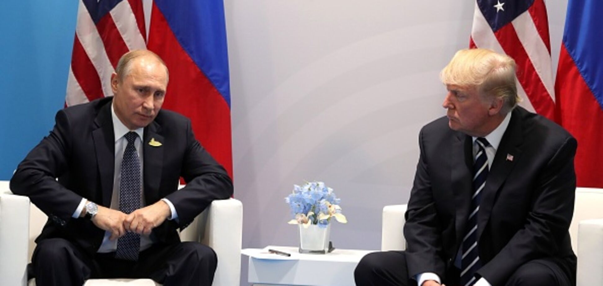 Вашингтон додавит: в отмене встречи Трампа с Путиным увидели 'сигнал' по Донбассу