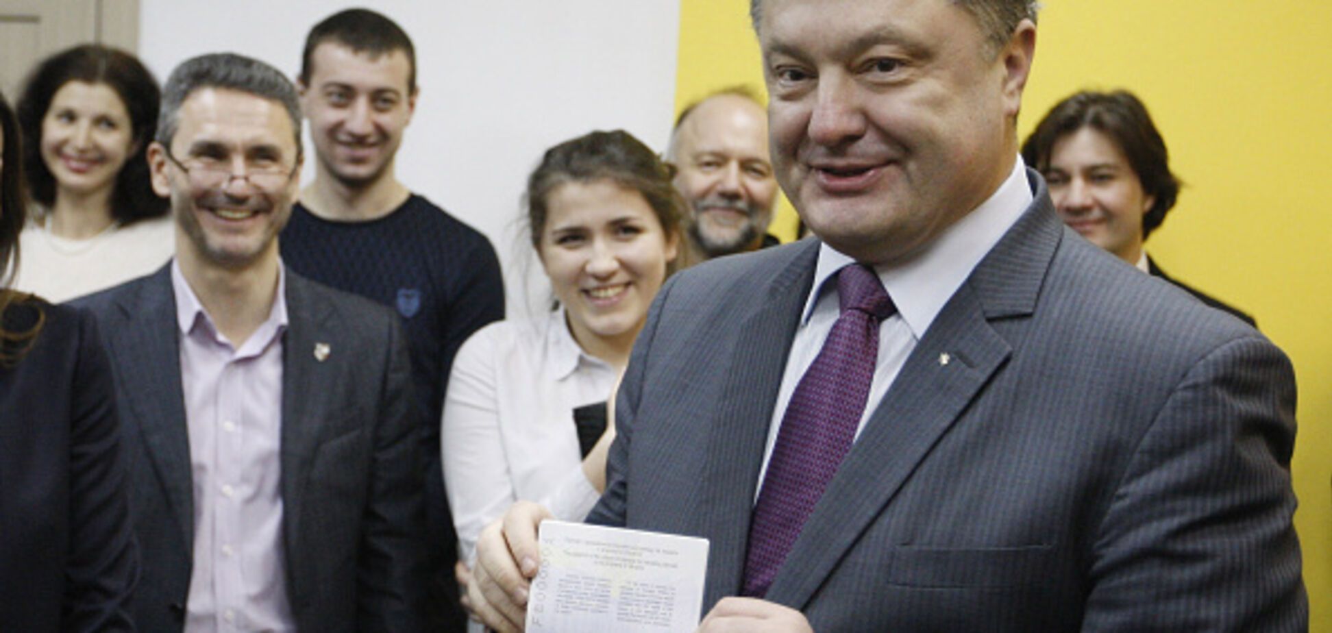 'Слили в РФ': в сети сообщили о взломе базы данных украинских загранпаспортов