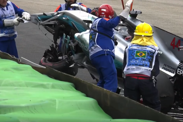Чинний чемпіон Формули-1 потрапив у руйнівну аварію перед перегонами