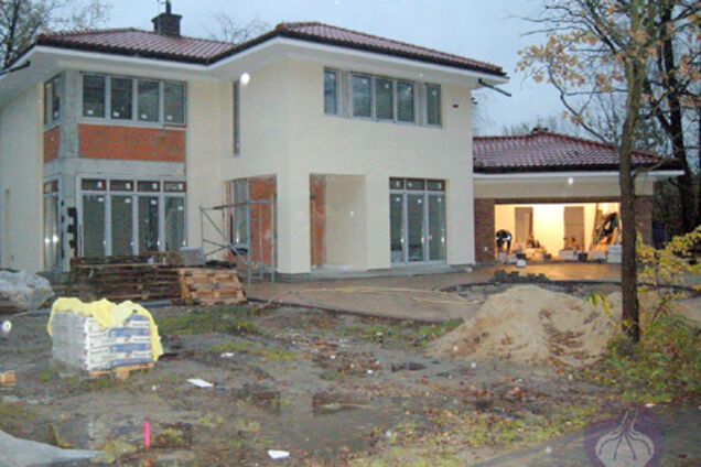 У скандального мэра Ирпеня нашли дом под Варшавой: опубликованы фото