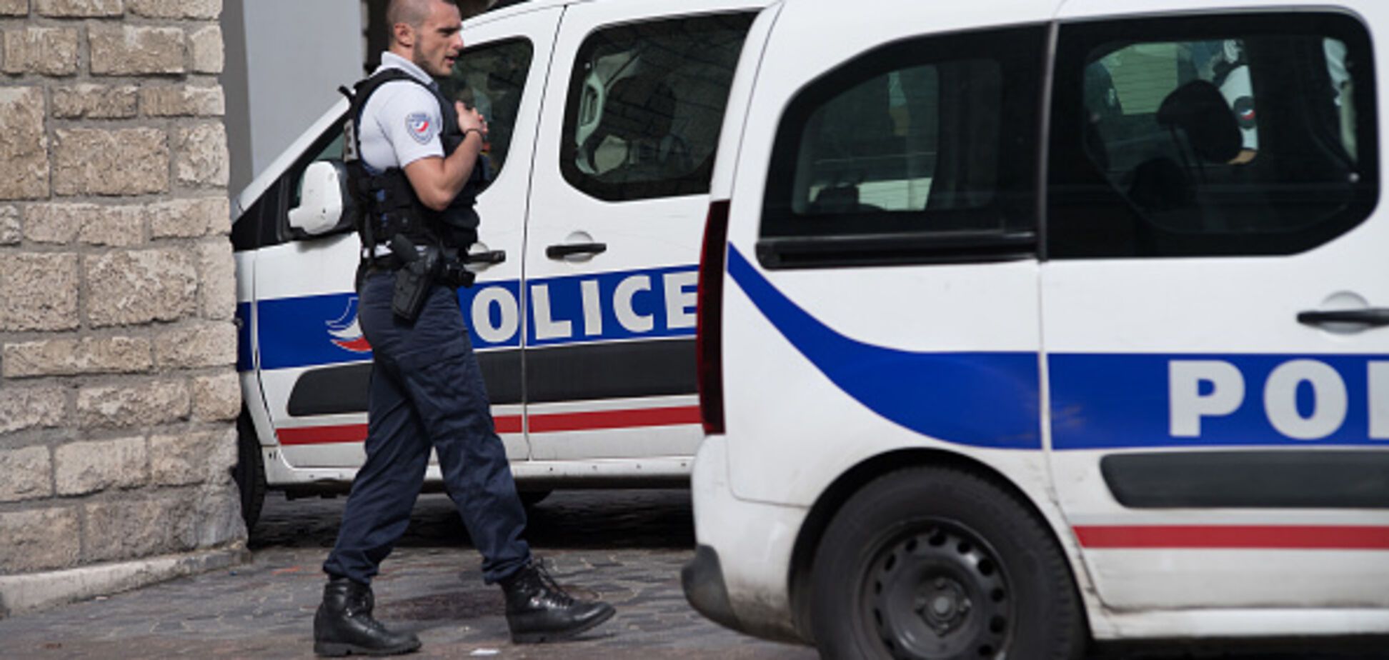 ЧП в Ницце: неизвестный открыл огонь по прохожим