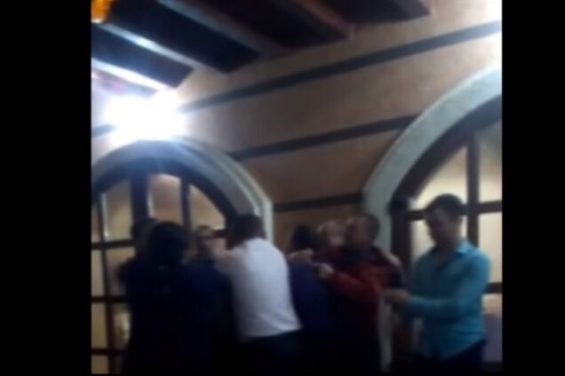 Драка депутатов