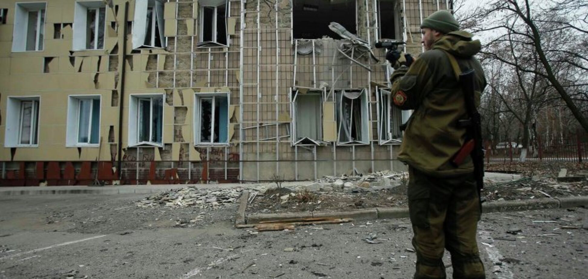 Сообщение из Донецка: 'Надо строить забор и не пускать нас 'за поребрик'