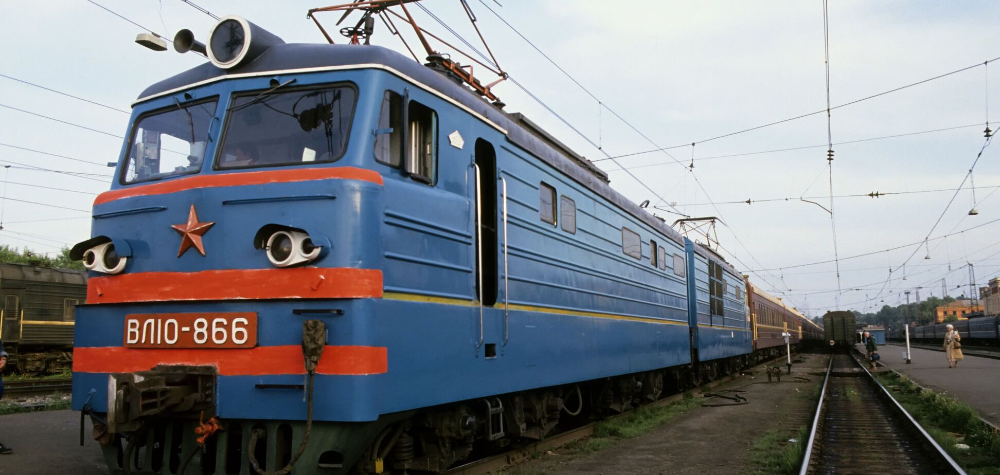 Россия запускает первые пассажирские поезда в обход Украины