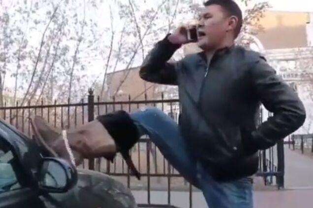 Безумная бурятская реклама 'пафосных унтов' стала хитом сети: забавное видео