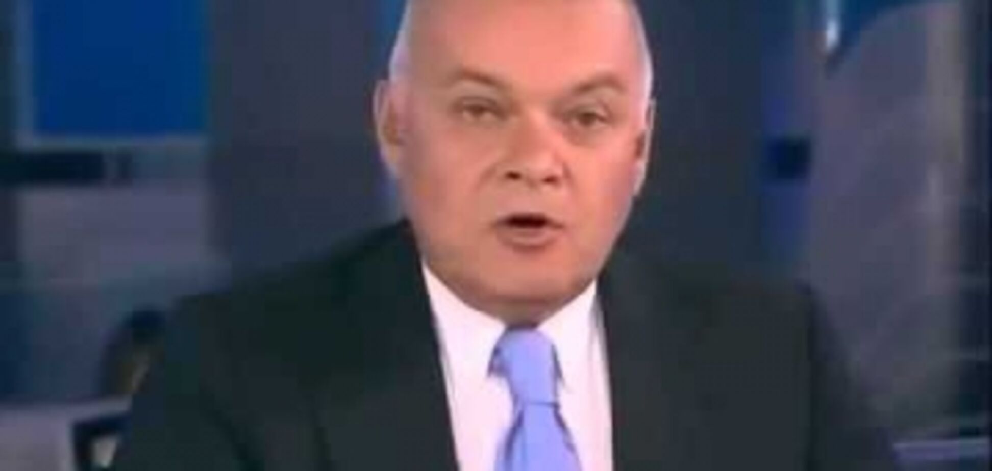 Украина вот-вот рухнет, а Россия поднимается с колен: во что верят россияне