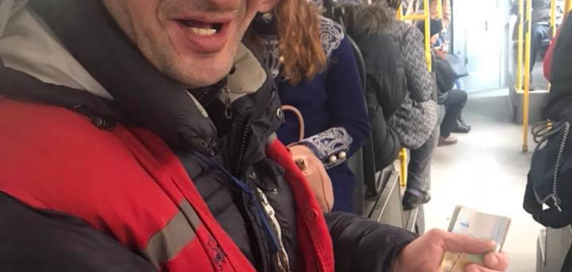 Київ, автобус, кондуктор