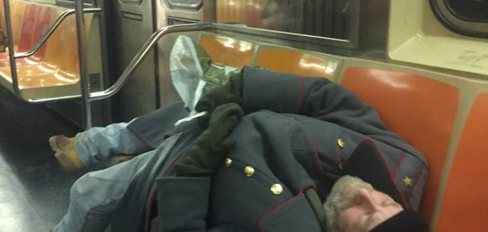 'Советский генерал'-бомж в нью-йоркском метро