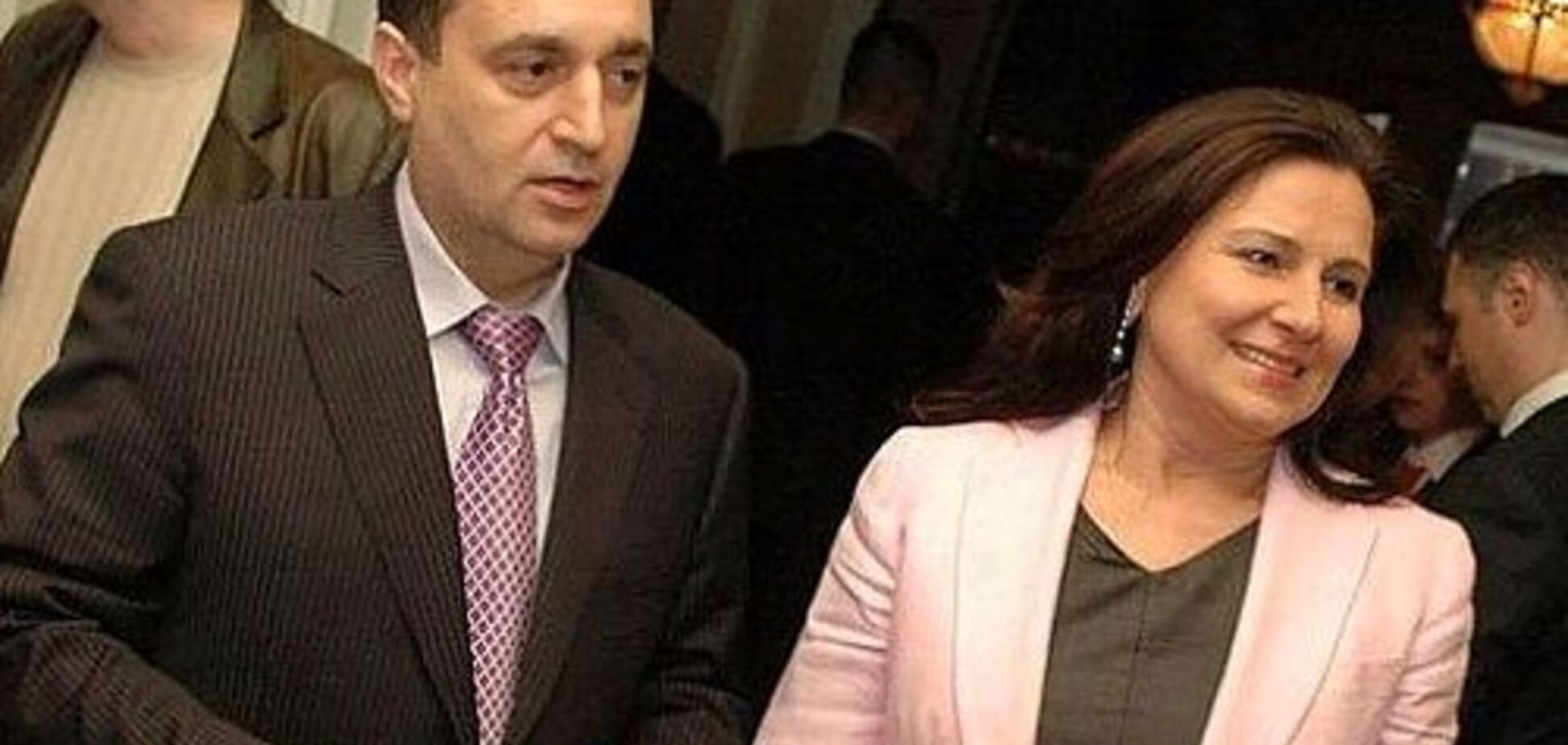 Почему эта Б... должна сидеть, или Привет, Инна