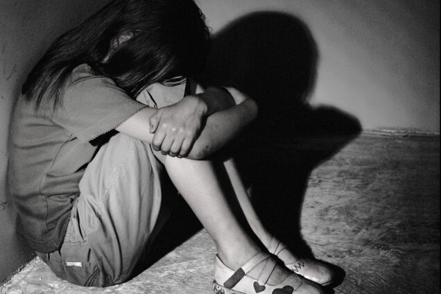 Мать побежала на плач: на Харьковщине изнасиловали 8-летнего ребенка 