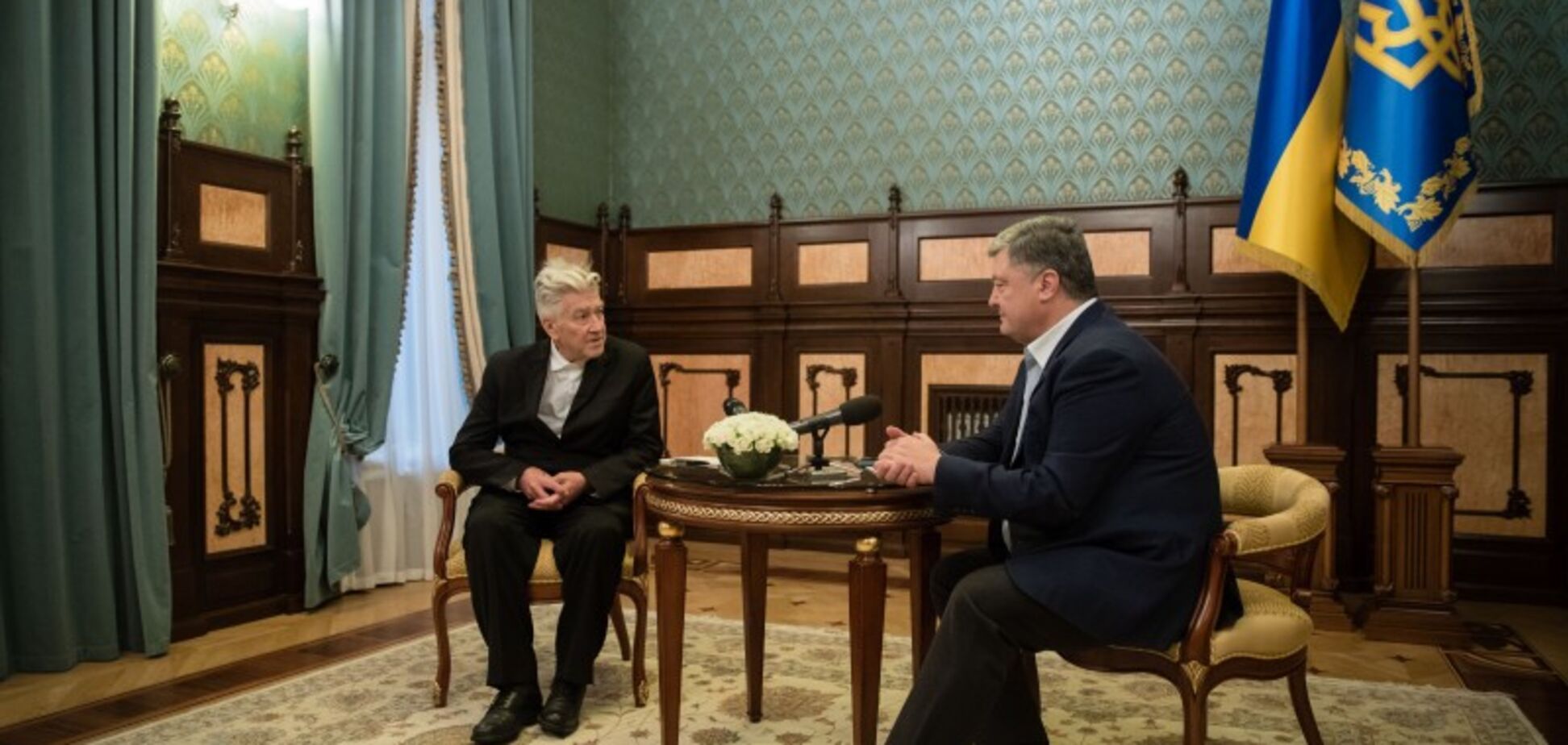 'Важлива місія': Порошенко зустрівся з легендарним Девідом Лінчем